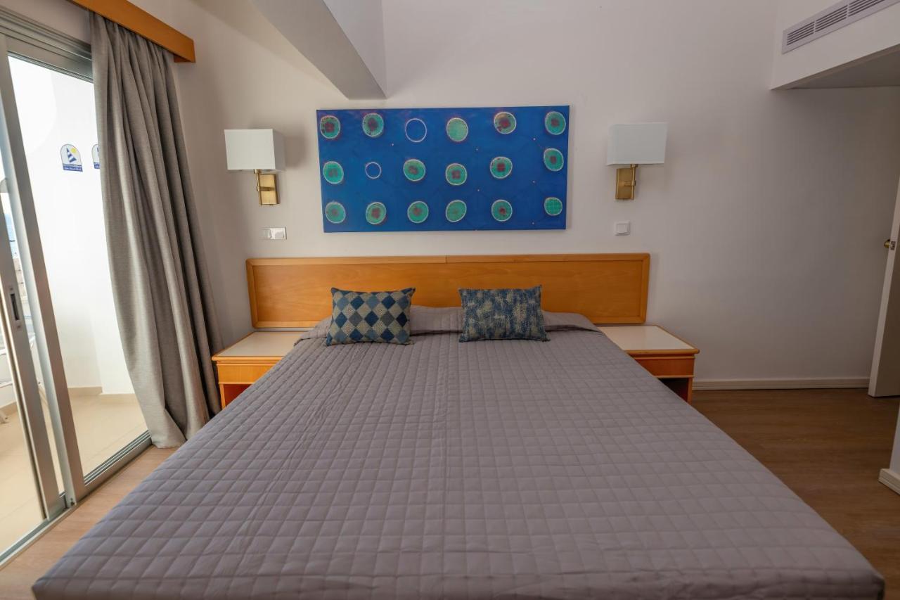 Tylos Beach Hotel Kato Pyrgos Exteriör bild