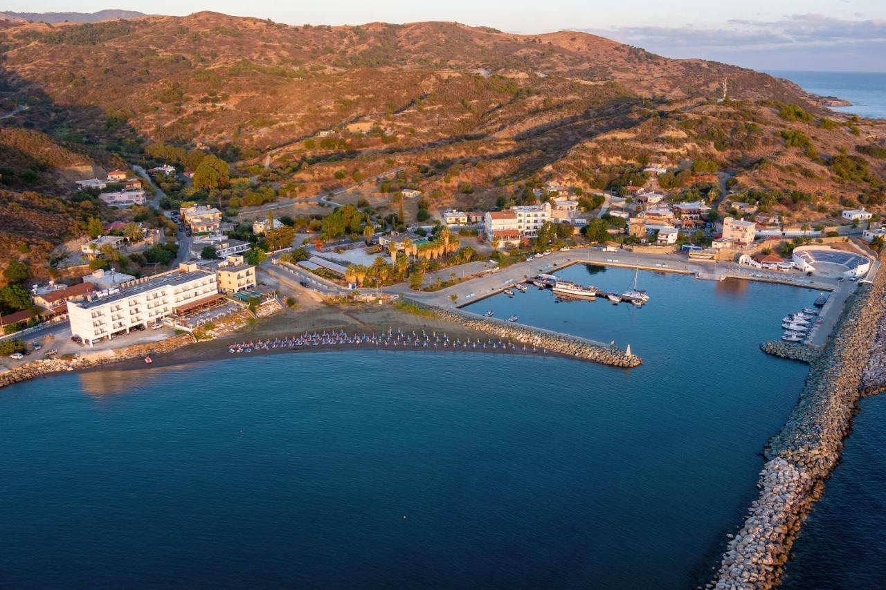 Tylos Beach Hotel Kato Pyrgos Exteriör bild