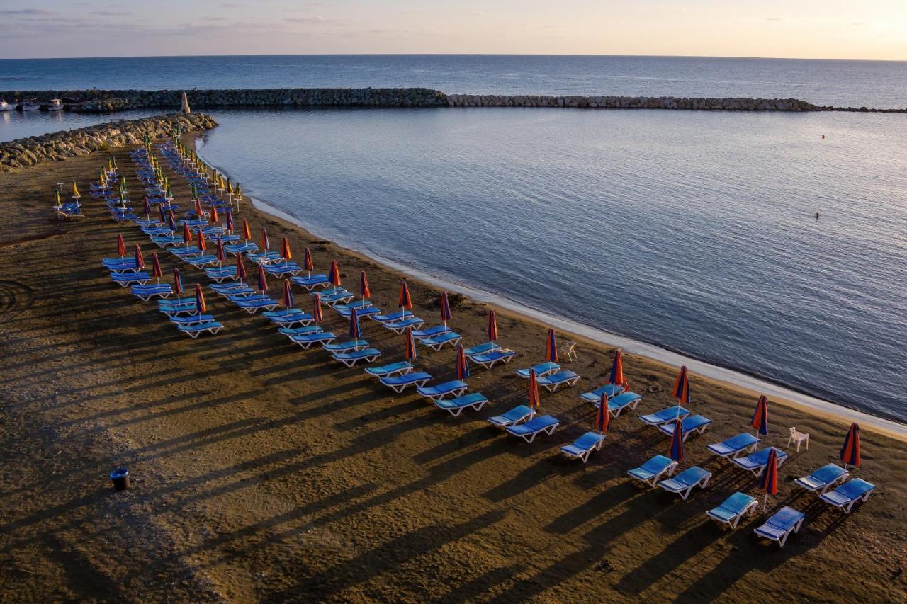 Tylos Beach Hotel Kato Pyrgos Exteriör bild