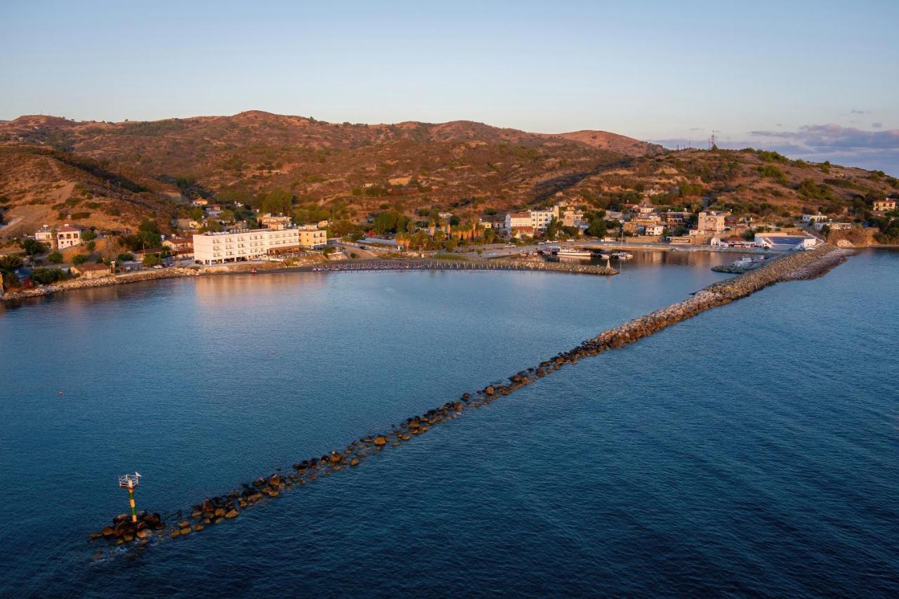Tylos Beach Hotel Kato Pyrgos Exteriör bild