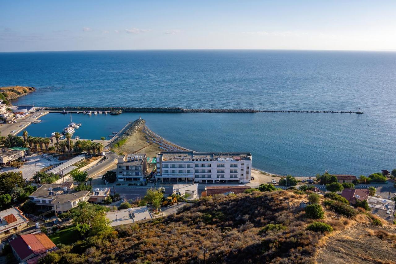 Tylos Beach Hotel Kato Pyrgos Exteriör bild