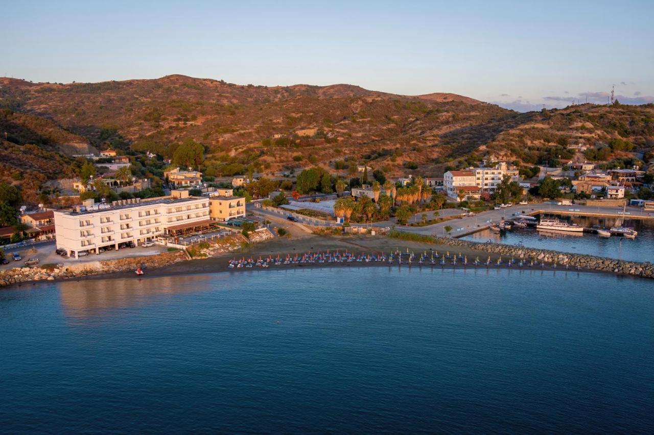Tylos Beach Hotel Kato Pyrgos Exteriör bild